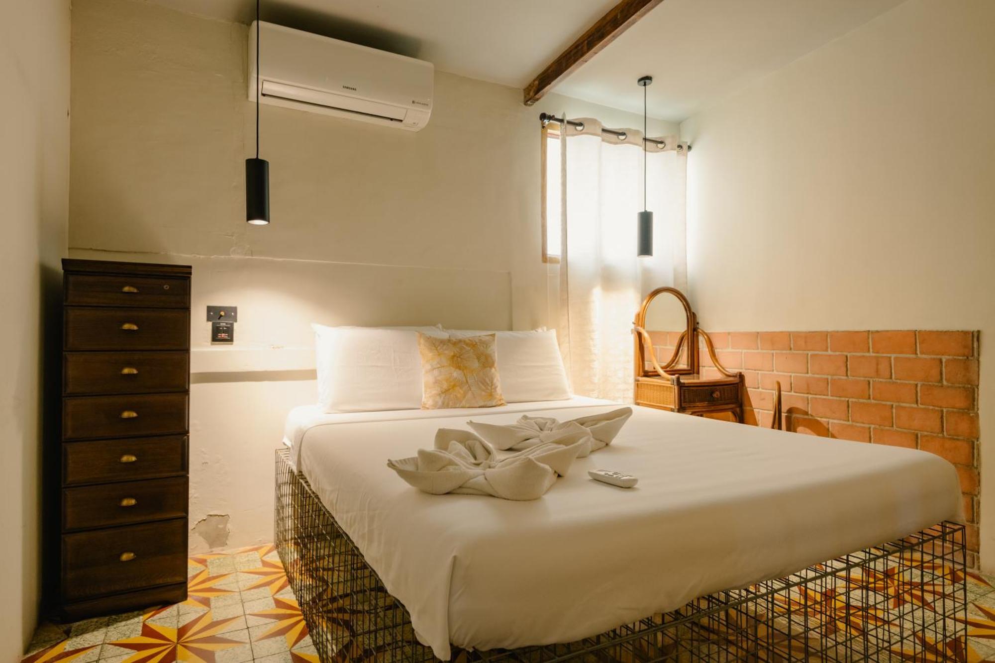 The Flying Fish Hostel Cebu Kültér fotó